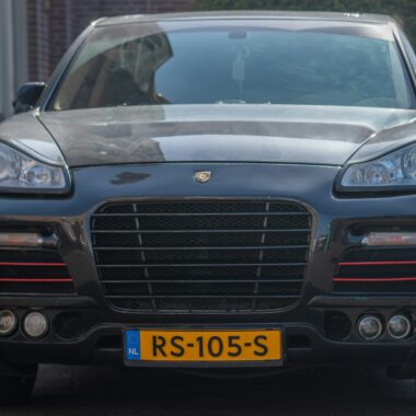 Waarom je het kenteken moet checken voor je een tweedehands auto koopt