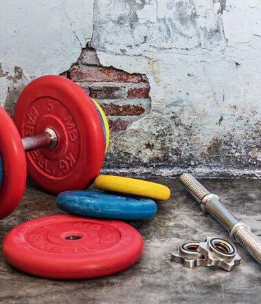 Waarom gewichten trainen zoveel voordelen heeft voor mannen