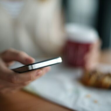Van wie is het telefoonnummer 0049-896-282-4112
